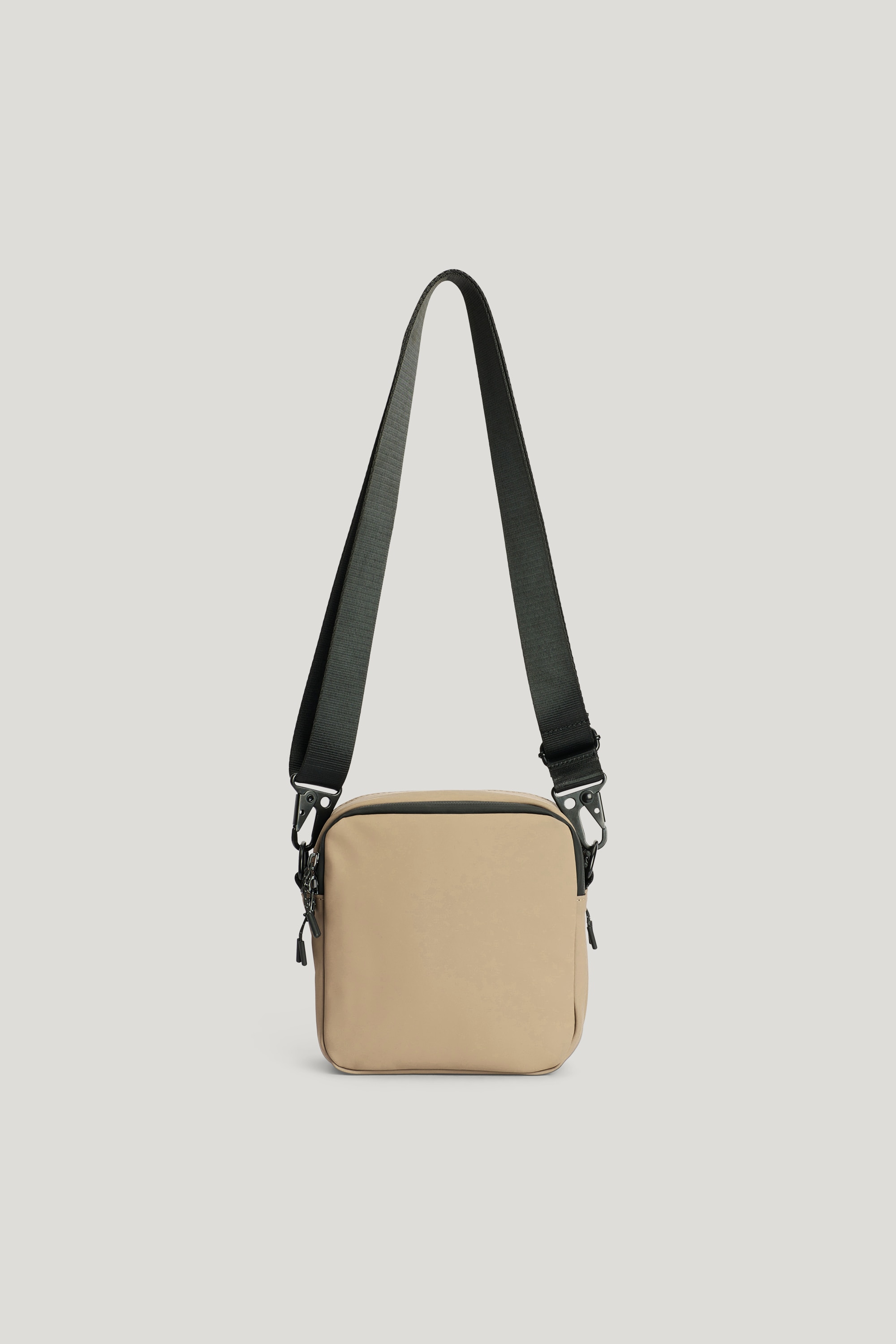 PU CROSSBODY VANNTETT POSE