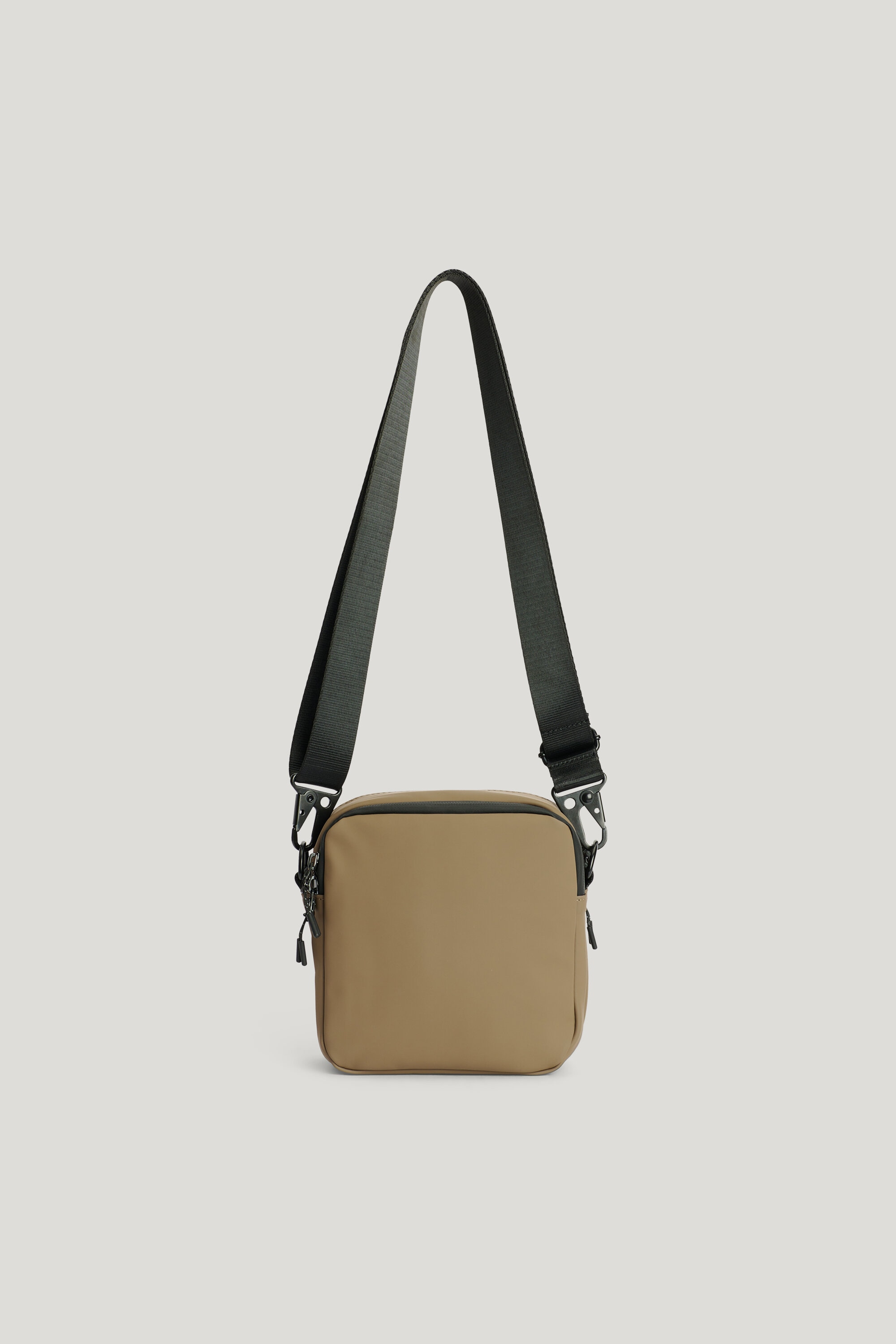 PU CROSSBODY VANNTETT POSE